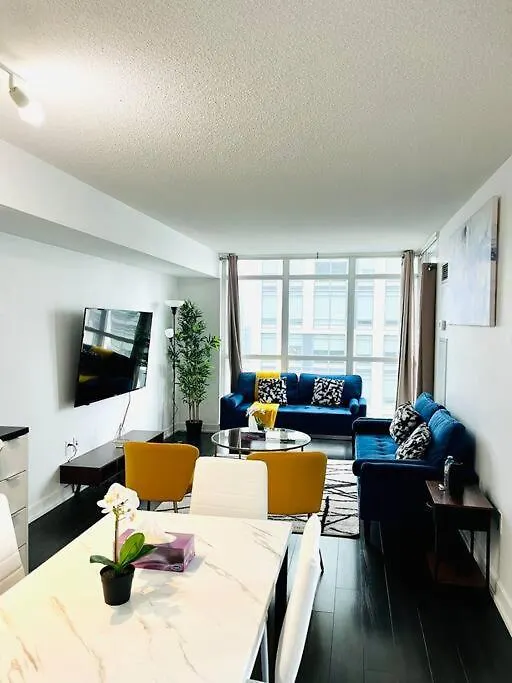 Royal Suite Toronto Apartment